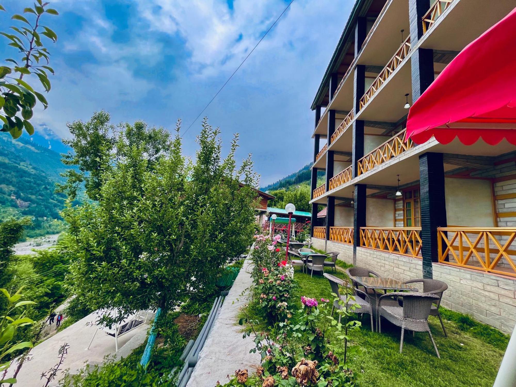 Naina Spring Resort, Manali - Away From City Hustle, Manali